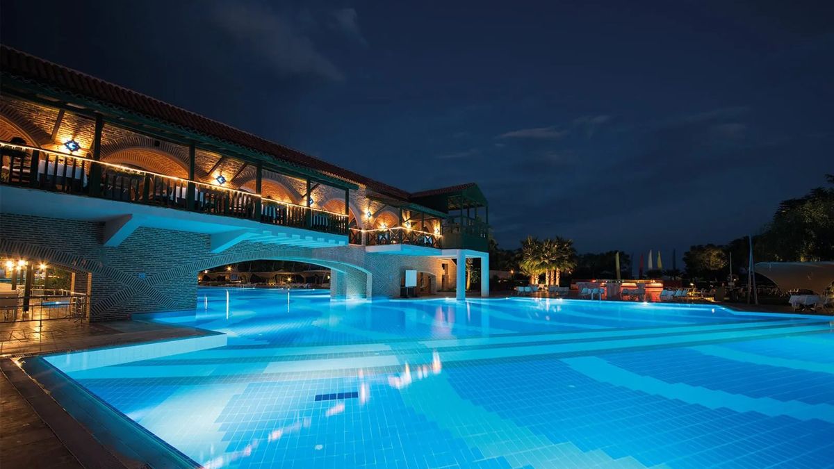 Limak Limra Hotel & Resort - basen