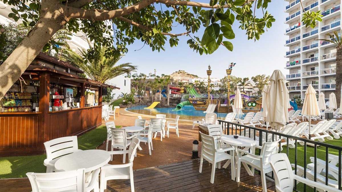 Globales Los Patos Park - taras