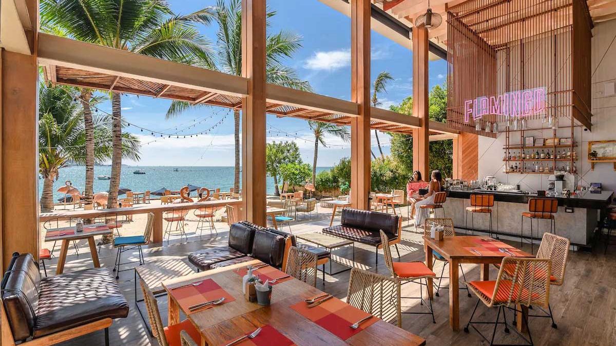 Bandara Phuket Beach Resort - bar