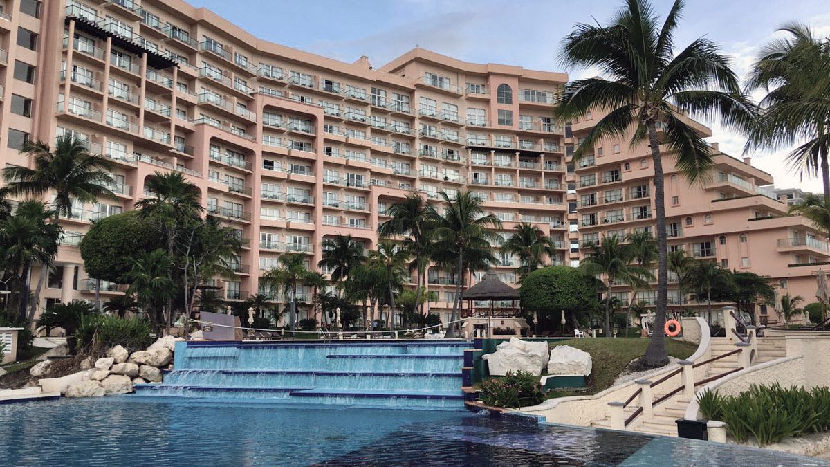 Grand Fiesta Americana Coral Beach