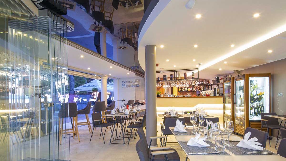 Atlas Travel Ealing Broadway Londyn