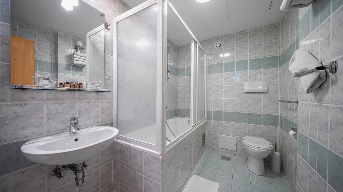 Hotel Punta - łazienka