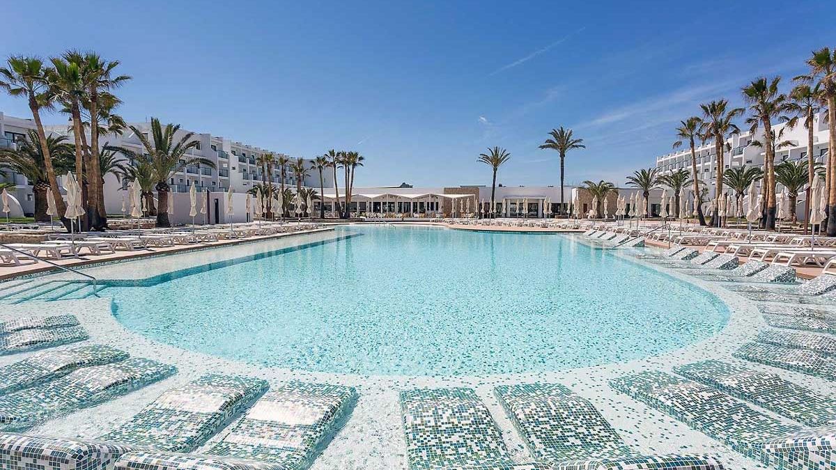 Grand Palladium White Island Resort & Spa Ibiza