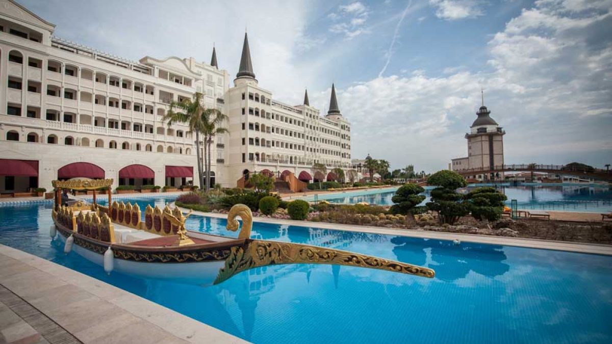 Titanic Mardan Palace - basen