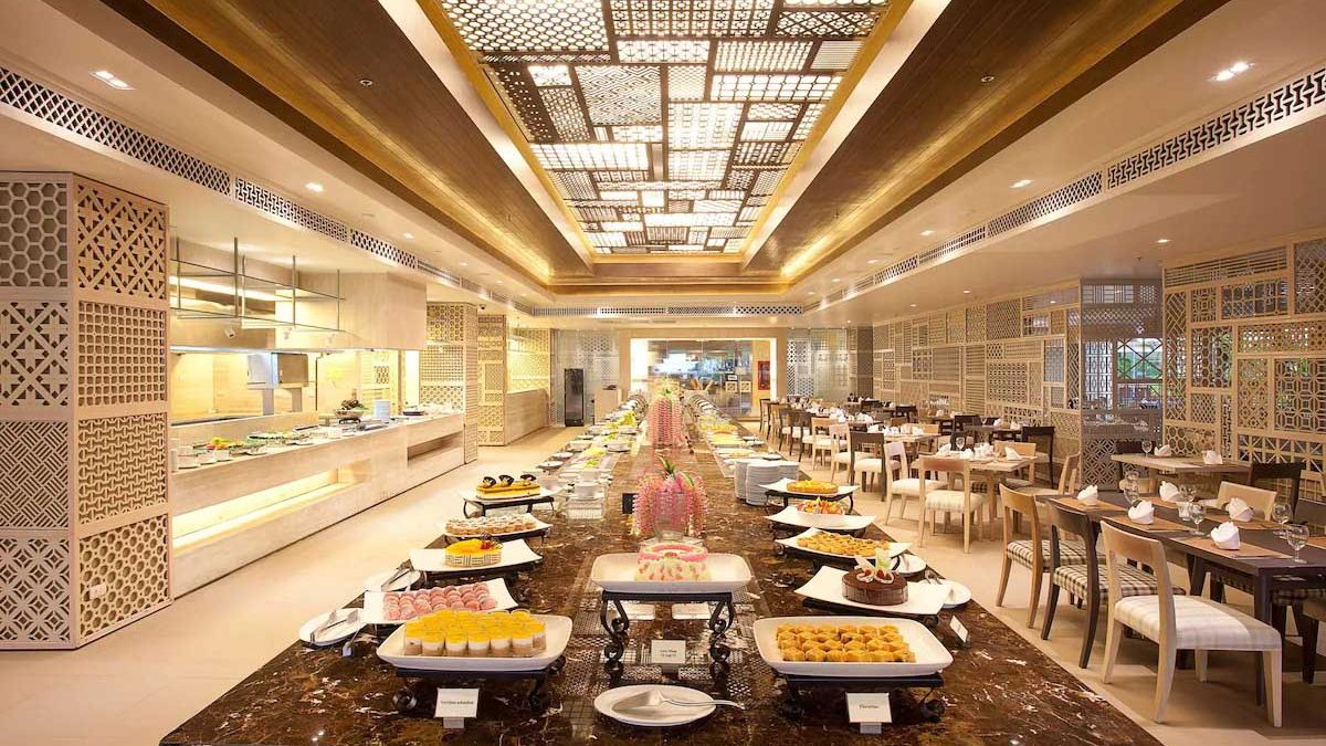 Phuket Graceland Resort and Spa - bufet