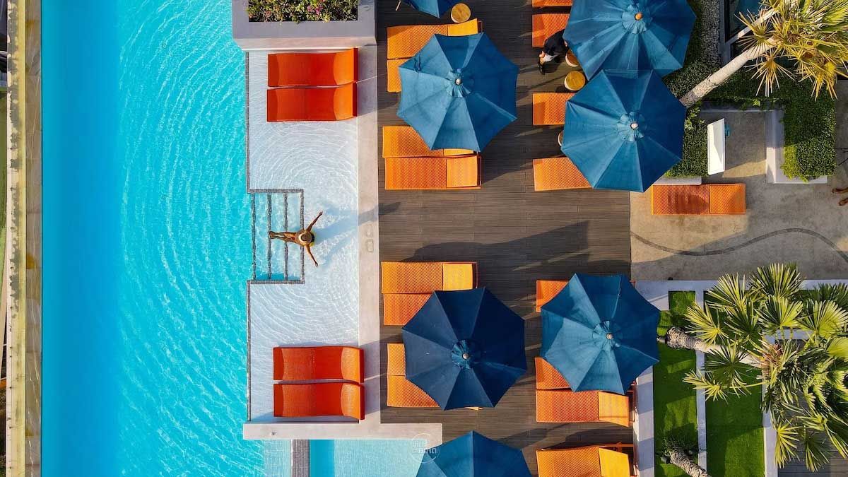 Bandara Phuket Beach Resort - basen