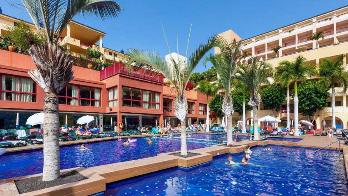 Best Jacaranda - basen