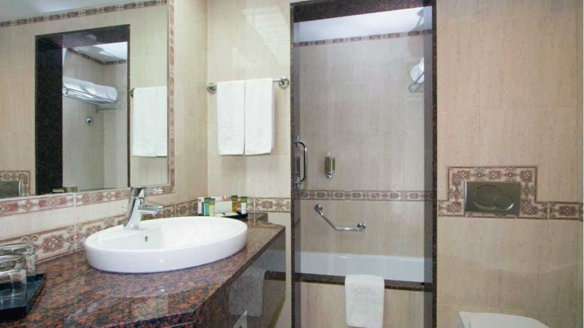 Riu Palace Tres Islas - łazienka