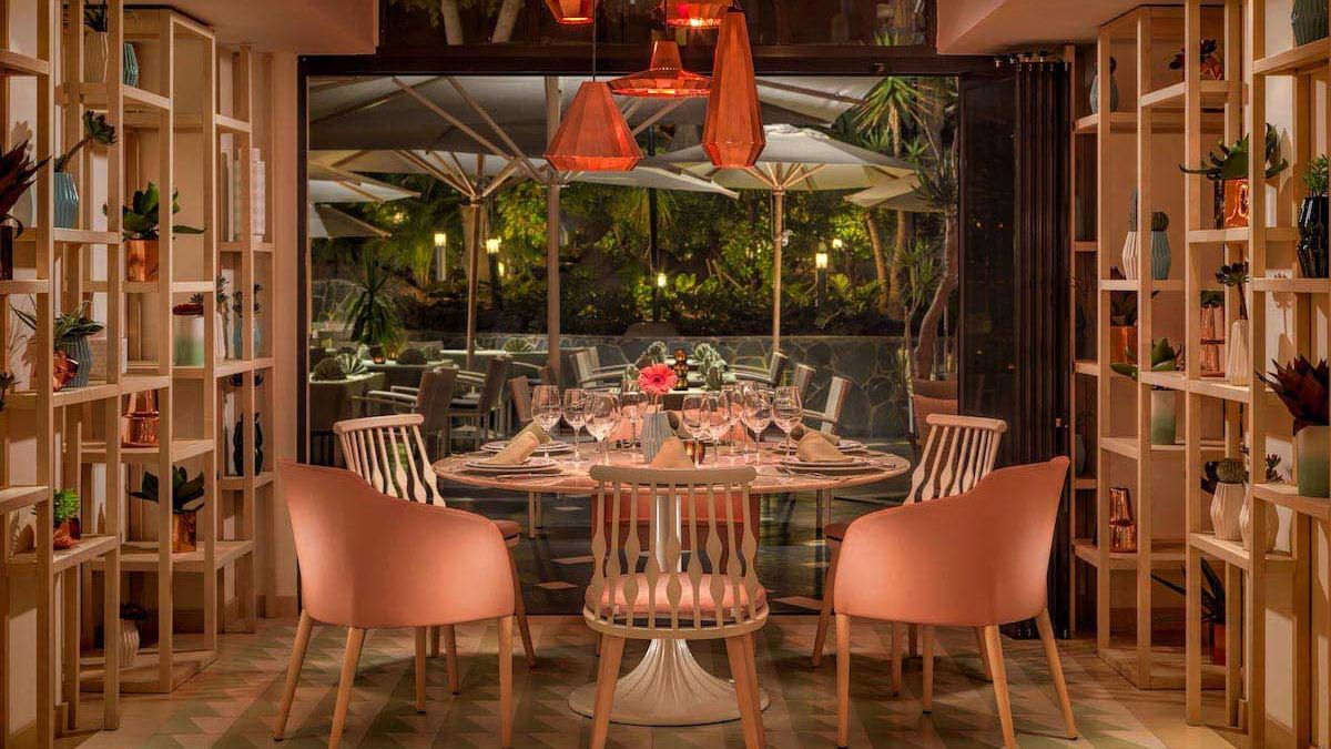 Seaside Sandy Beach - hol