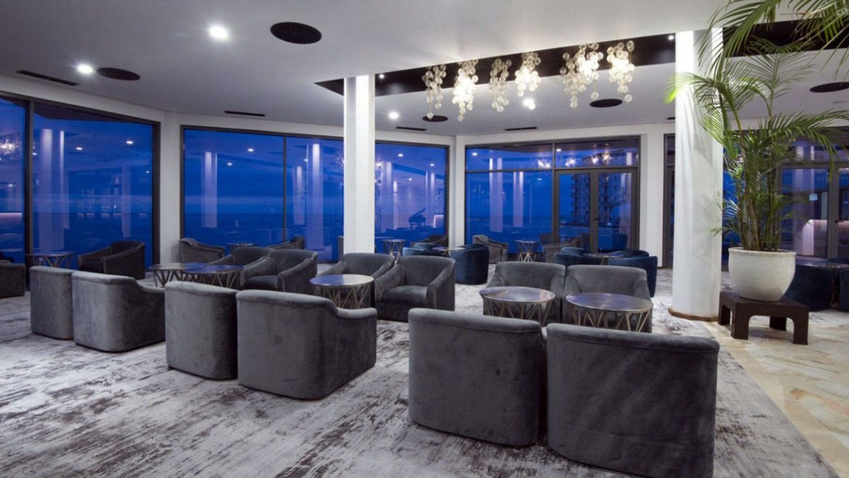 Baia Azul - recepcja