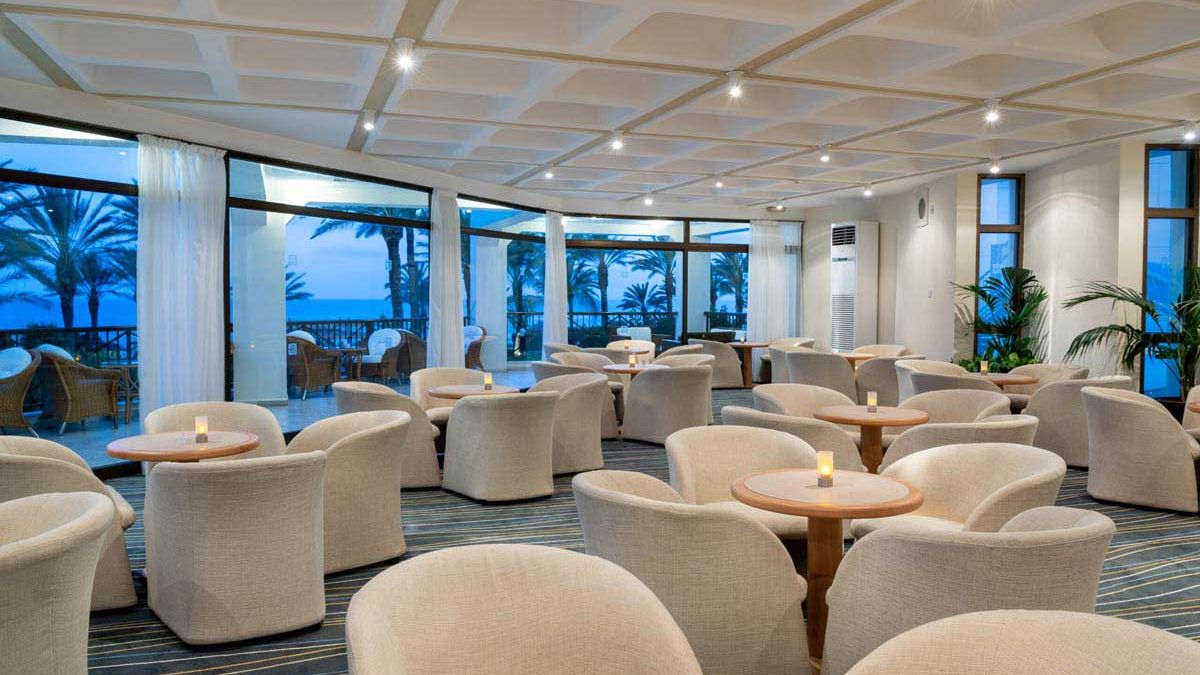 Constantinou Bros Athena Beach - recepcja