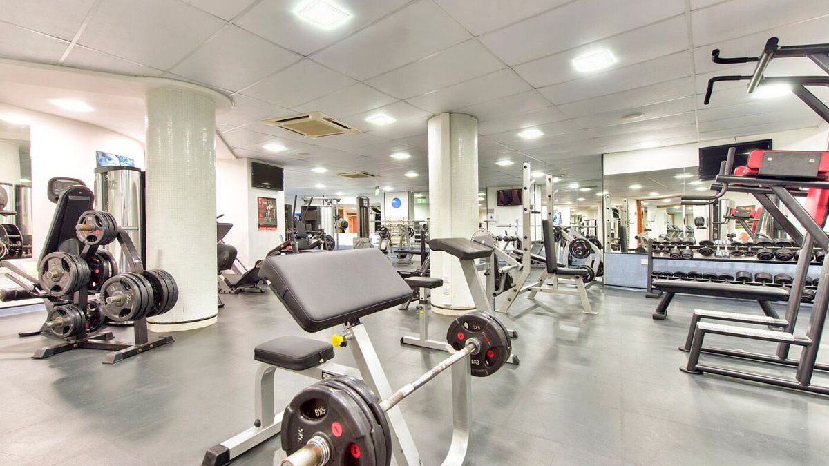 db San Antonio Hotel & SPA - siłownia