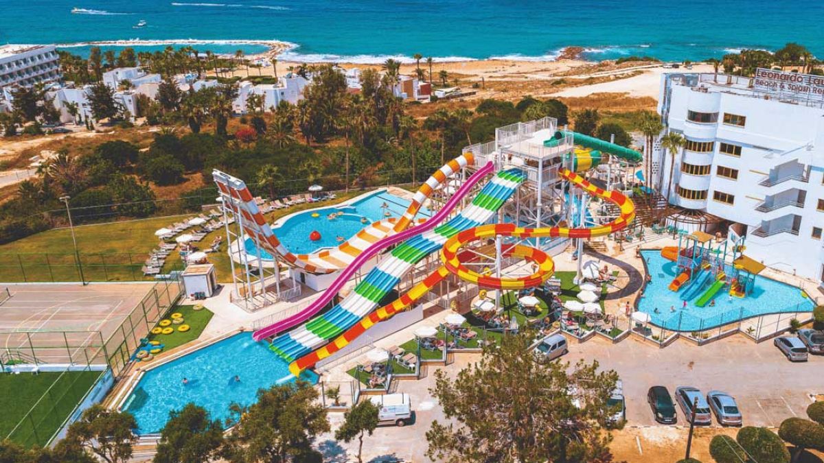 Leonardo Laura Beach & Splash Resort - zjeżdżalnia
