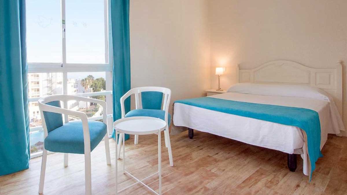 Costa del Sol wakacje z Londynu