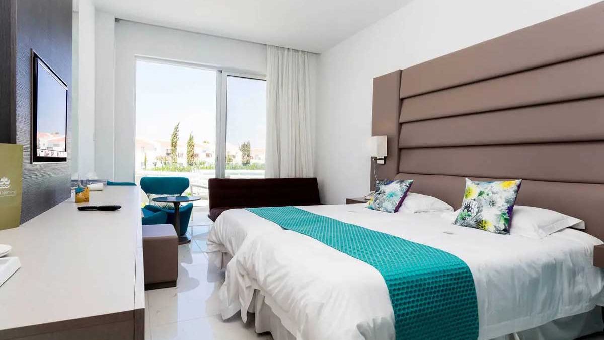 King Evelthon Beach Hotel & Resort - pok&oacute;j