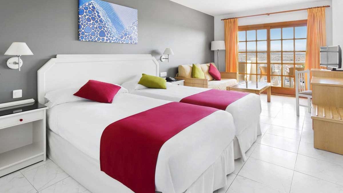 Elba Castillo San Jorge & Antigua -  pok&oacute;j