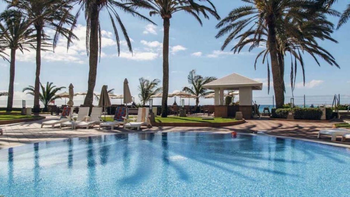 Riu Palace Tres Islas - basen