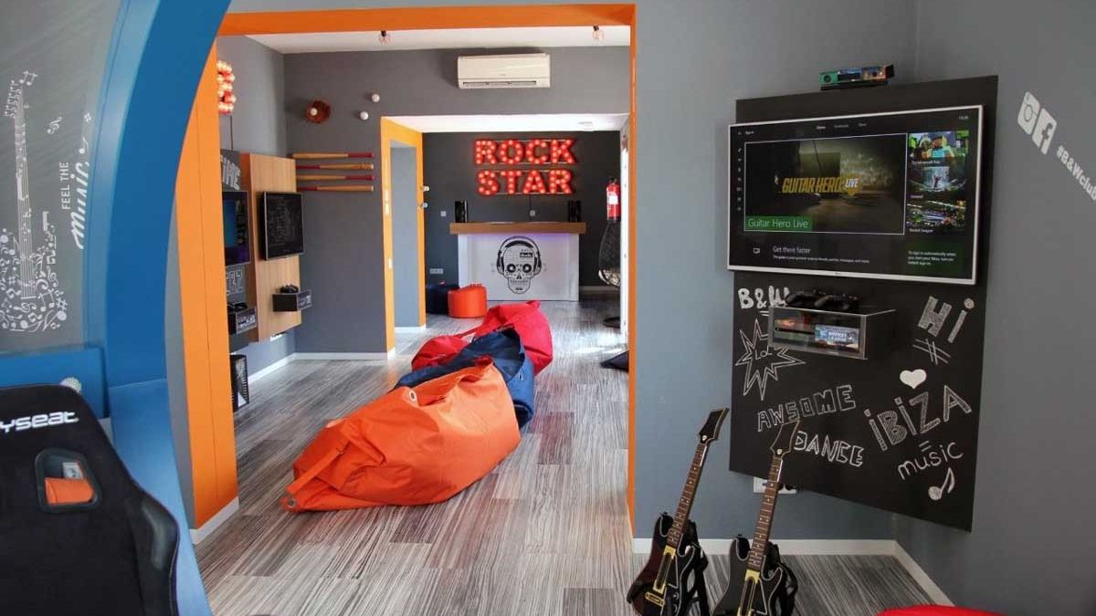 Wakacje wyloty z UK na Ibize