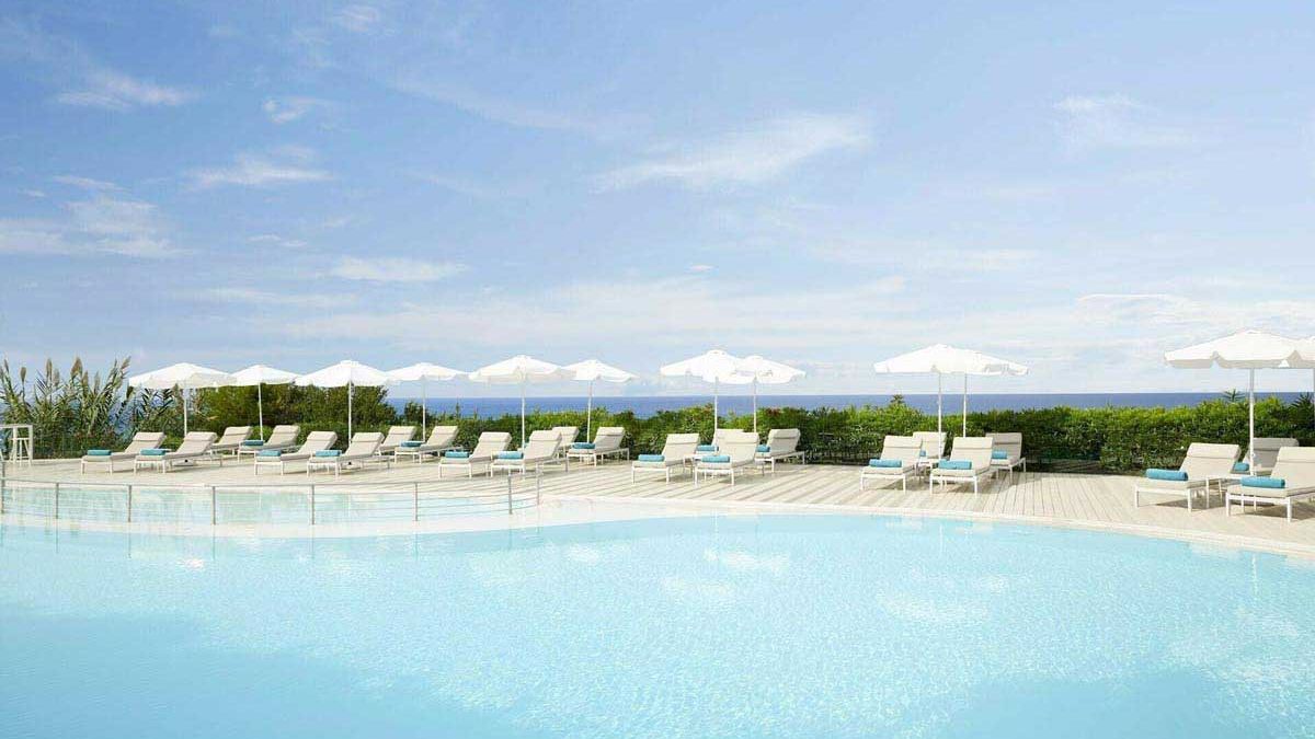 Mayor Pelekas Monastery - basen