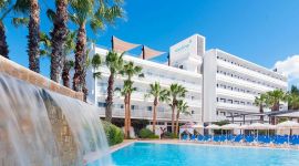 Azuline Hotel Bergantin