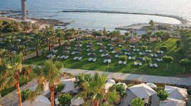 St. George Beach Hotel & Spa Resort - basen