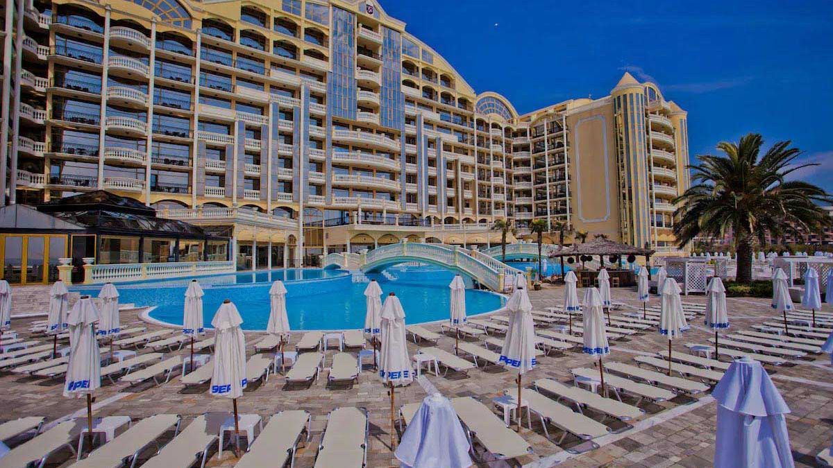 Imperial Palace - basen