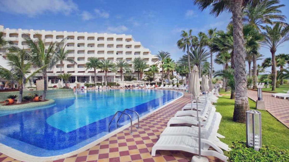 Riu Palace Tres Islas - basen