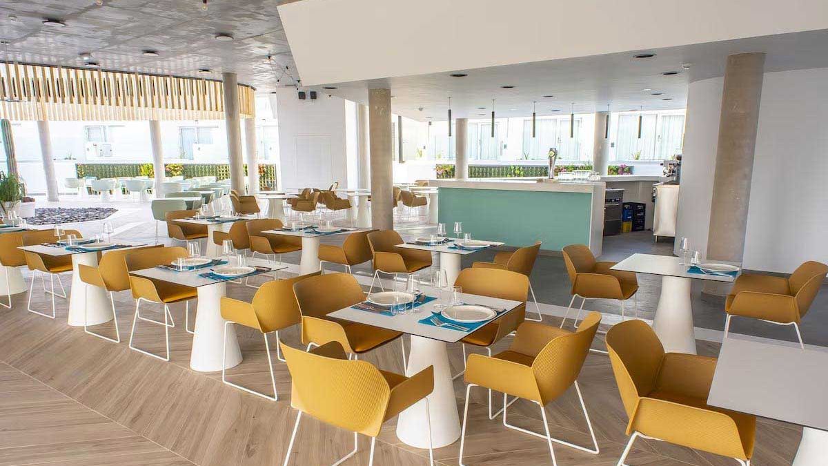 Hotel COOEE Taimar - bufet