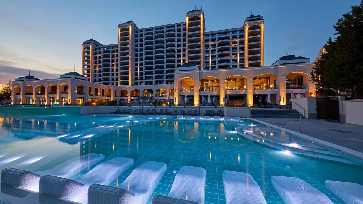 Secrets Sunny Beach Resort & SPA - basen