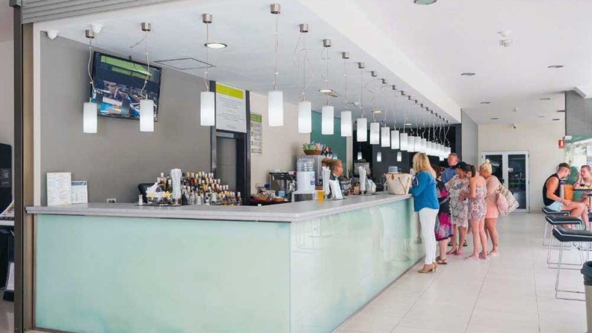 KN Aparthotel Columbus - recepcja