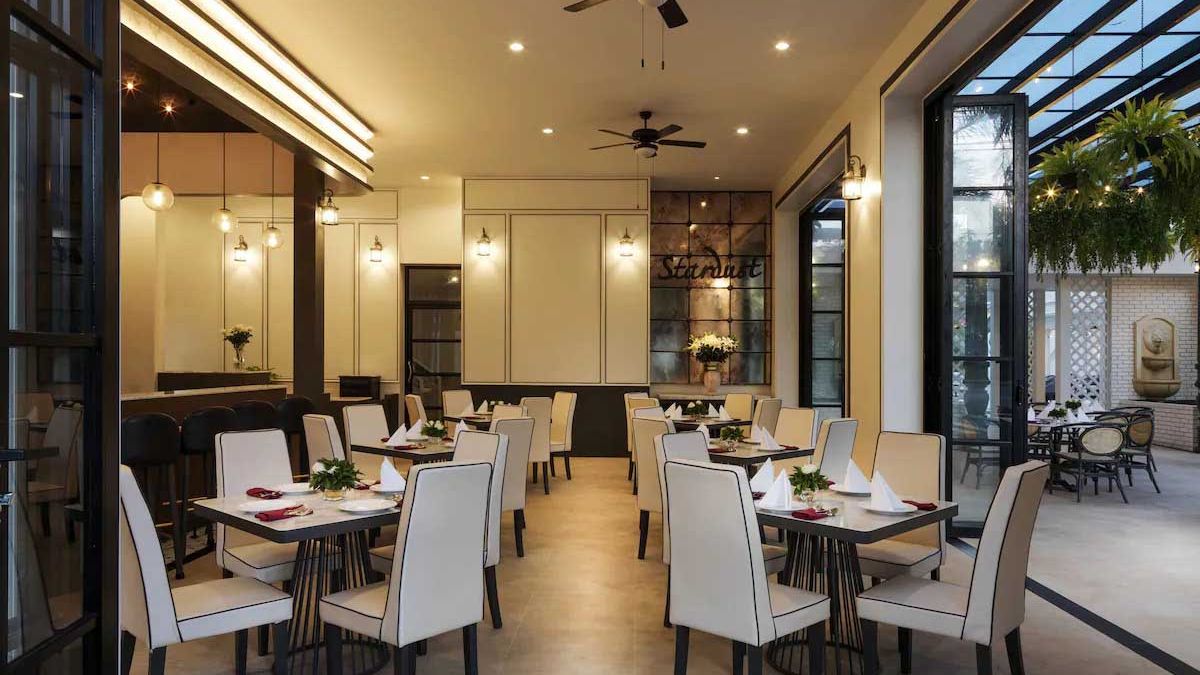 Chanalai Romantica Resort_bufet