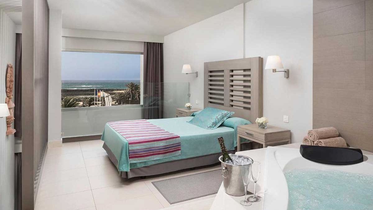 HD Beach Resort & Spa - pok&oacute;j