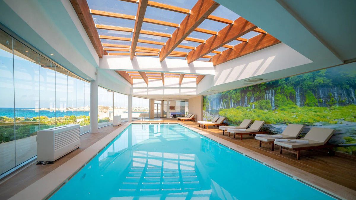 Ramla Bay Resort - basen kryty