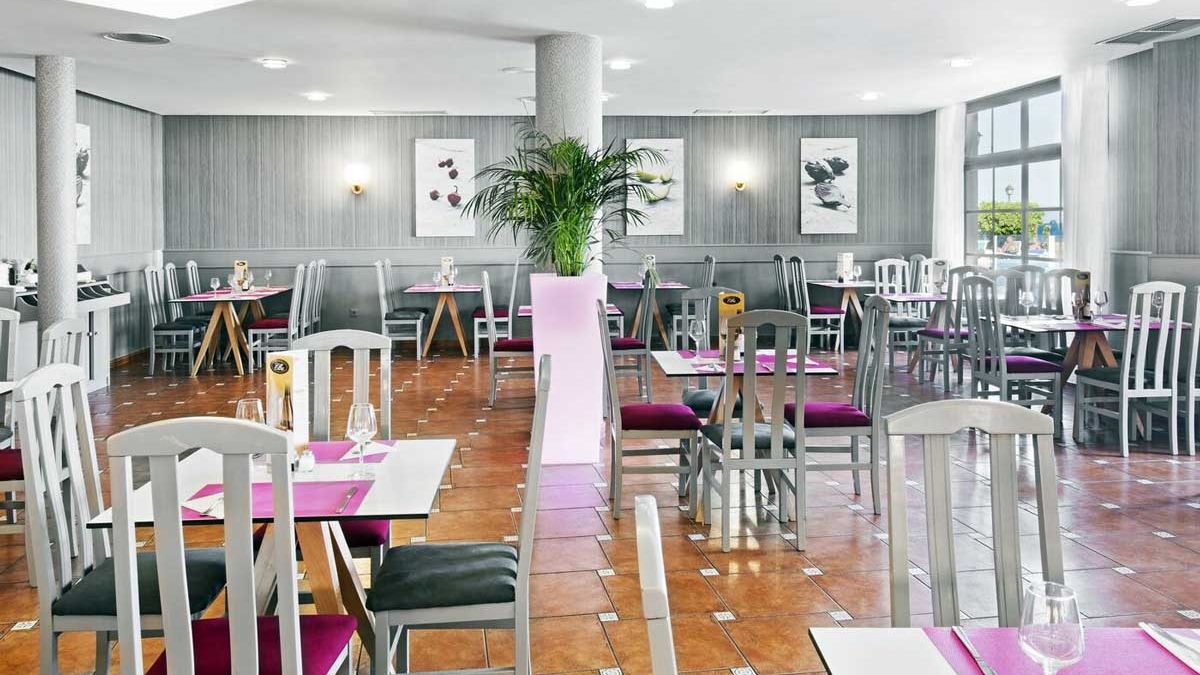 Elba Castillo San Jorge & Antigua -  bufet