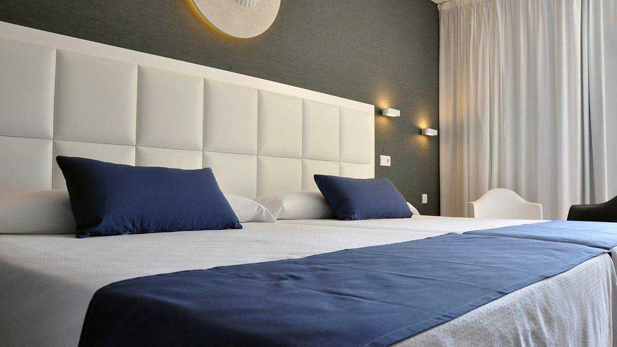 Evenia Olympic Resort - pok&oacute;j