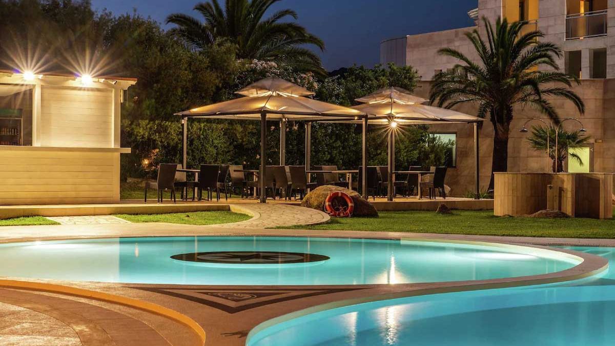 DoubleTree by Hilton Hotel Olbia - basen