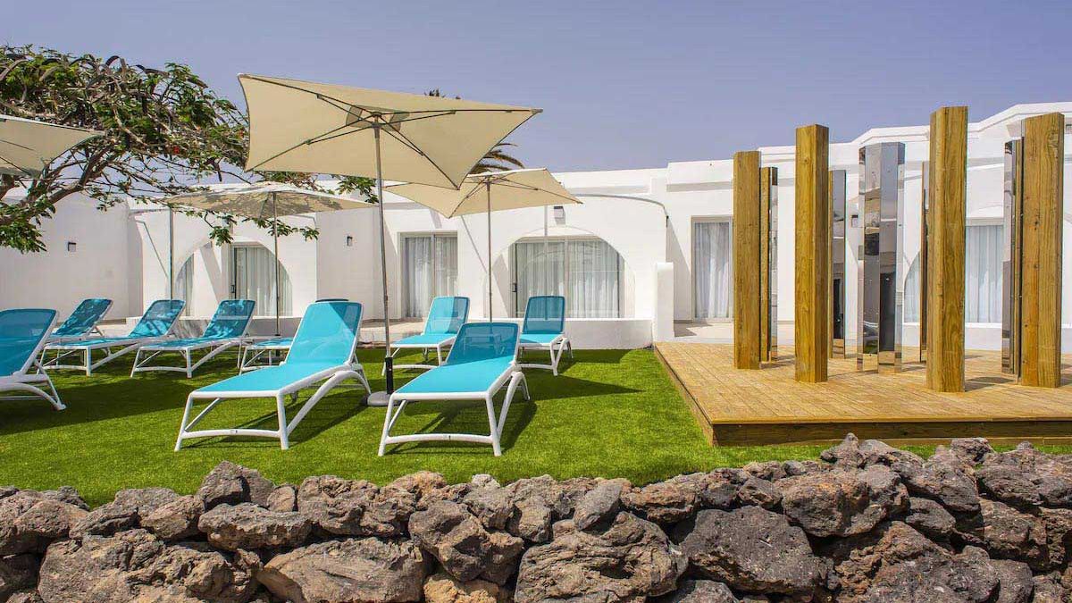 Hotel COOEE Taimar - taras