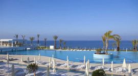 King Evelthon Beach Hotel & Resort - basen
