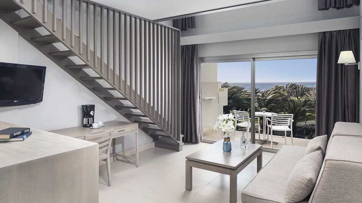 HD Beach Resort & Spa - pok&oacute;j