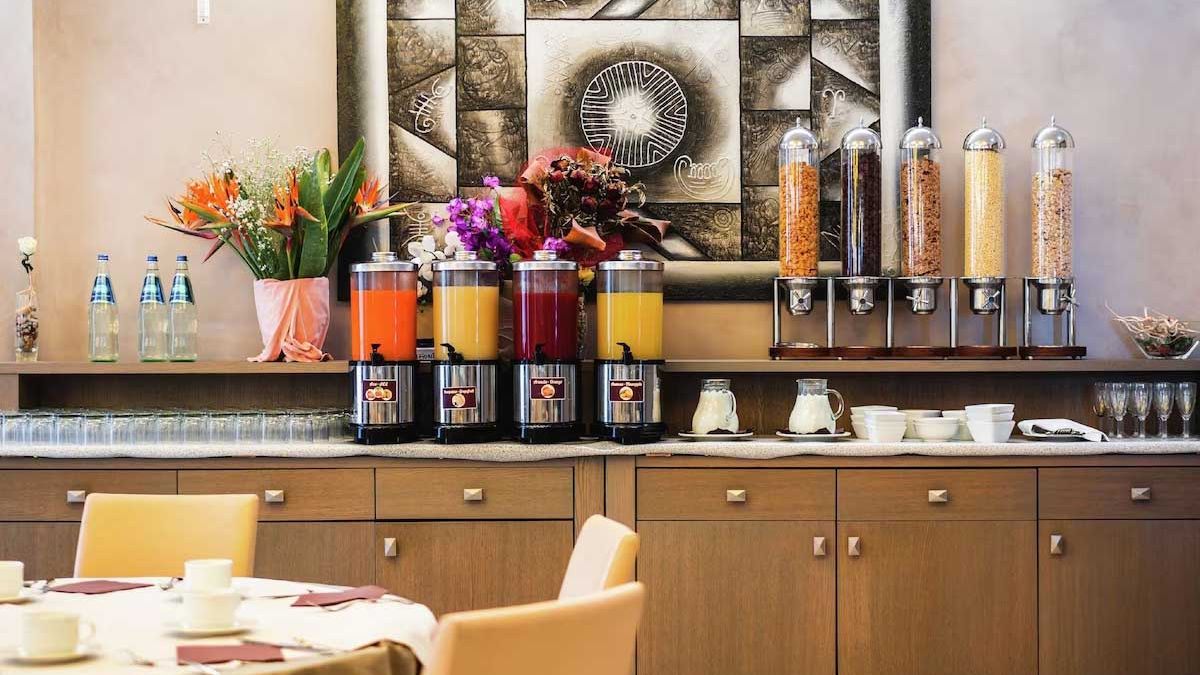 DoubleTree by Hilton Hotel Olbia - bufet