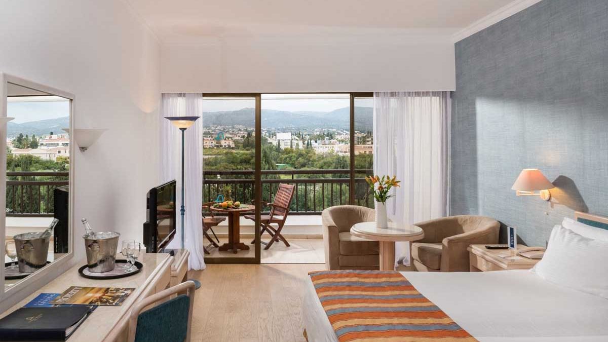 Coral Beach Hotel and Resort - pokoje