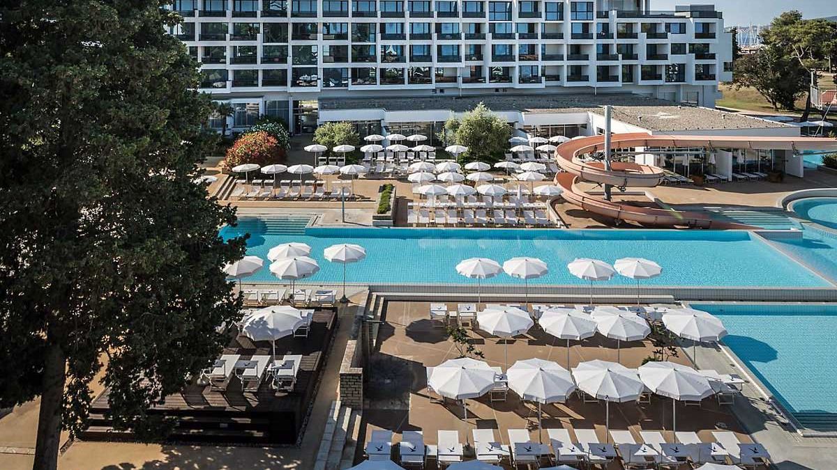 Polskie biuro podr&oacute;ży Ealing