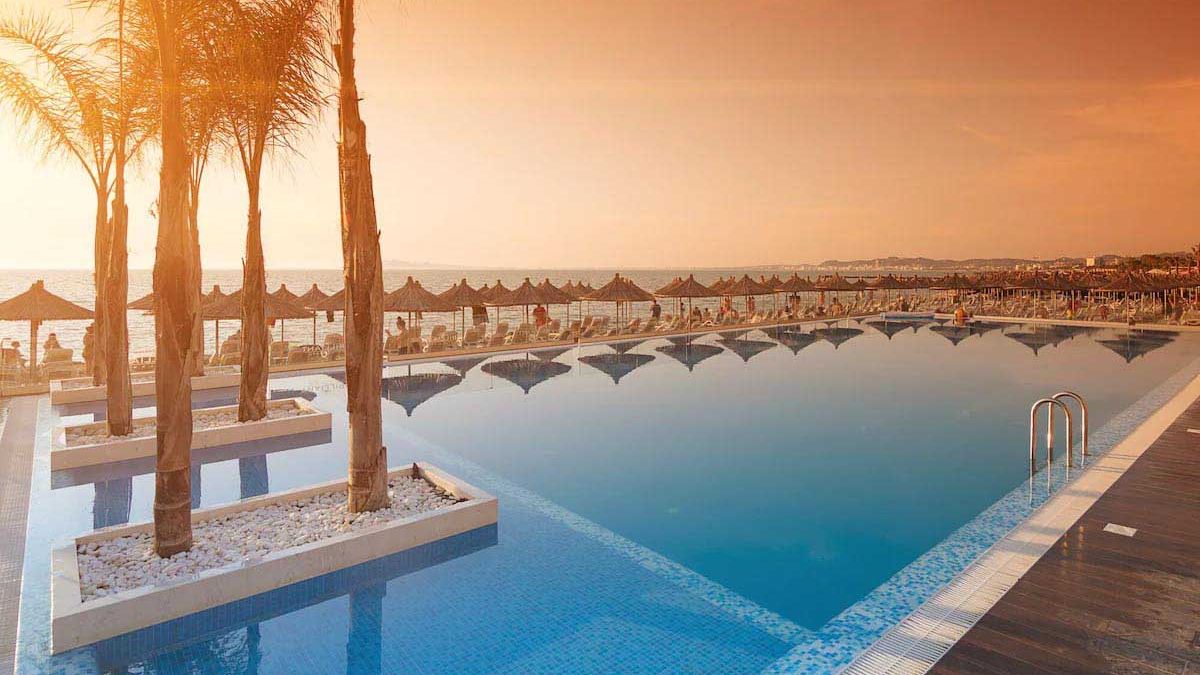 Brilliant Hotel & SPA - basen