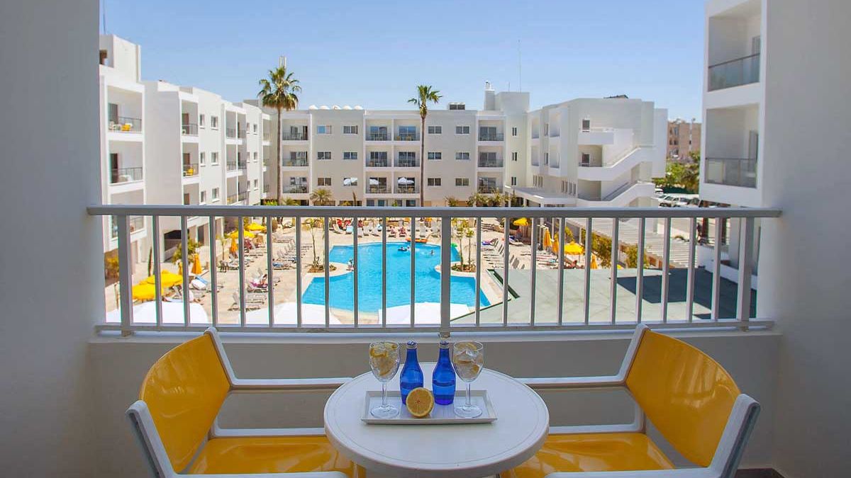 Mayfair Gardens Cypr