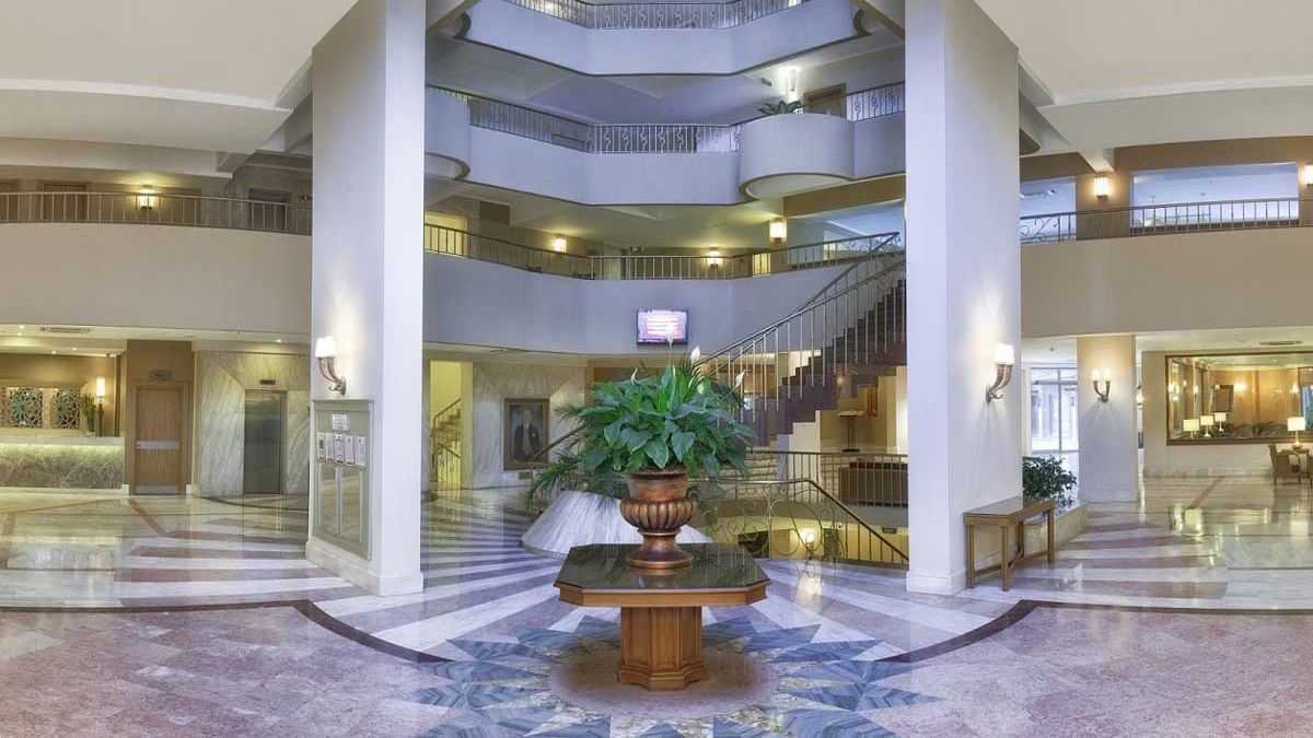 Akka Alinda Hotel - hol