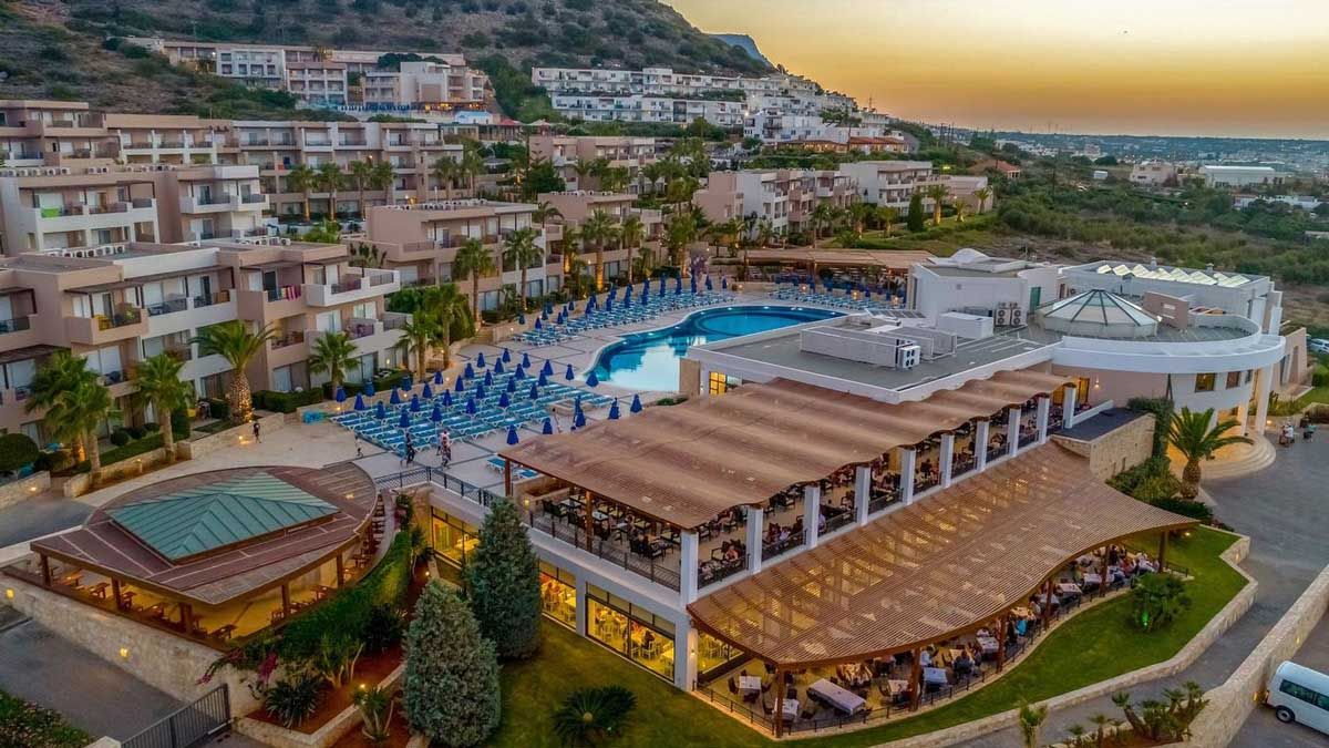 Grand Hotel Holiday Resort - hotel