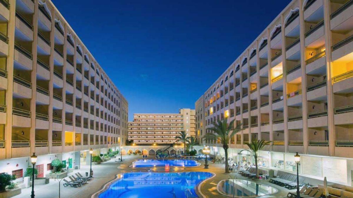 KN Aparthotel Columbus - basen