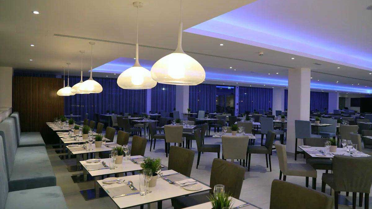 St. George Beach Hotel & Spa Resort - bufet