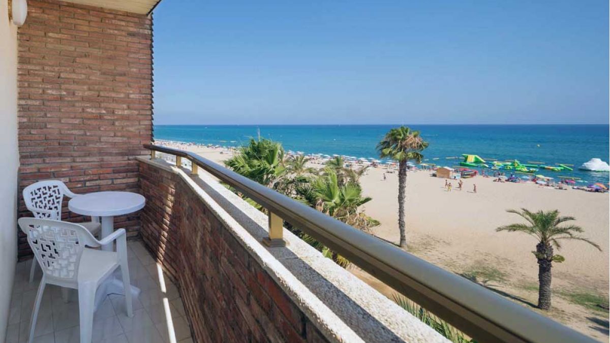 Htop Royal Sun - plaża obok basenu