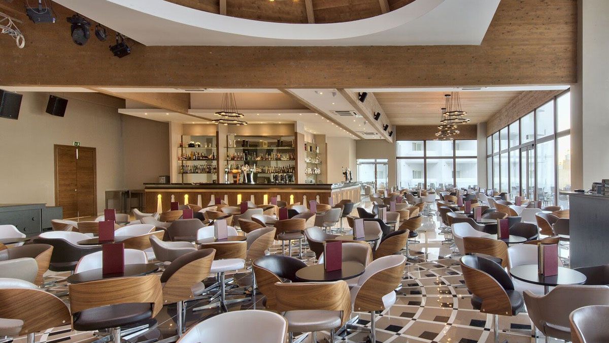 db San Antonio Hotel & SPA - bufet